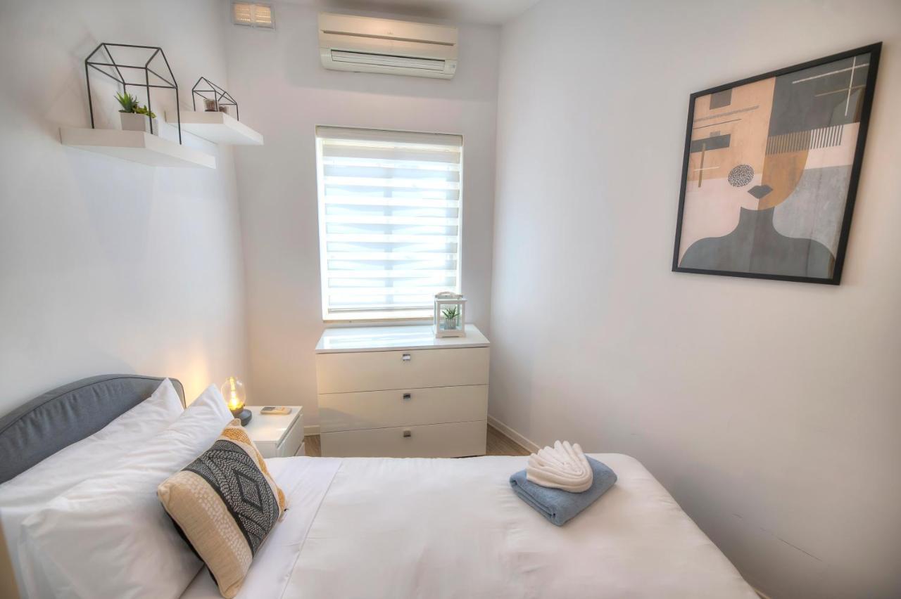 סליאמה Spacious 4 Bedrooms With Sea View Balcony Goslm-3 מראה חיצוני תמונה