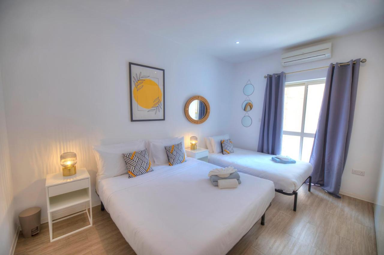 סליאמה Spacious 4 Bedrooms With Sea View Balcony Goslm-3 מראה חיצוני תמונה