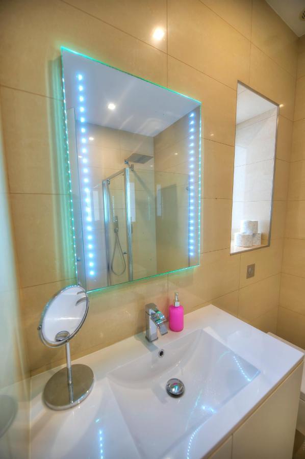סליאמה Spacious 4 Bedrooms With Sea View Balcony Goslm-3 מראה חיצוני תמונה